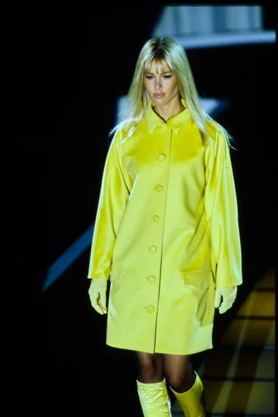 Look 12